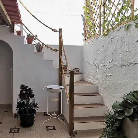 Algarve House, Sun, Terrace, Views And Barbecue *