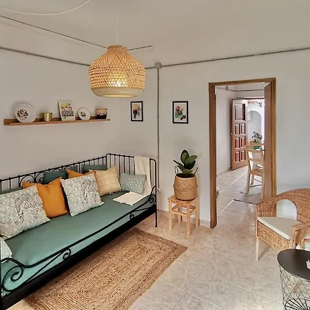 Semesterbostad Algarve House, Sun, Terrace, Views And Barbecue